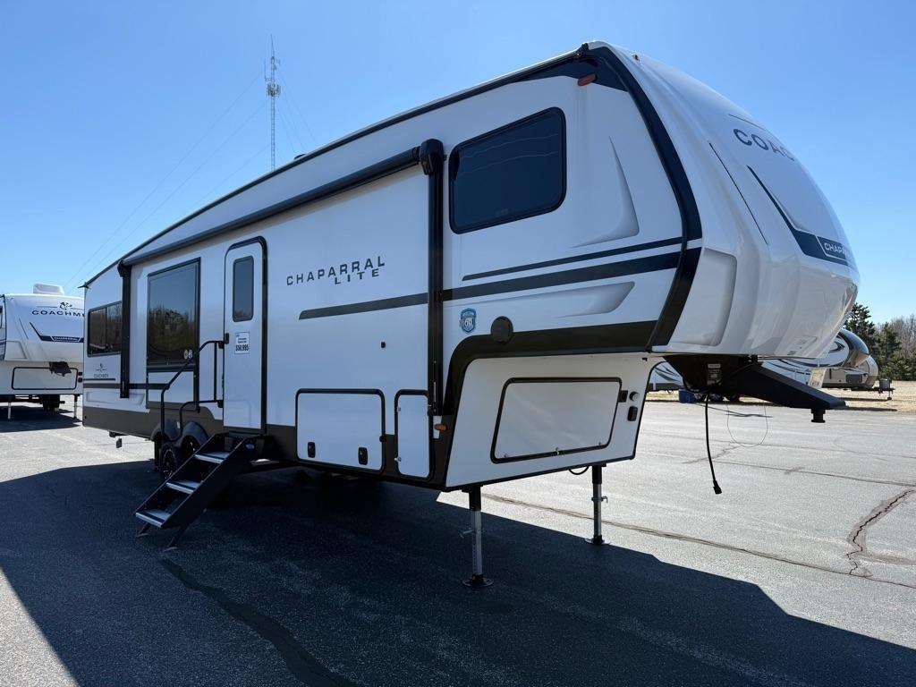 Coachmen Chaparral Lite  2026