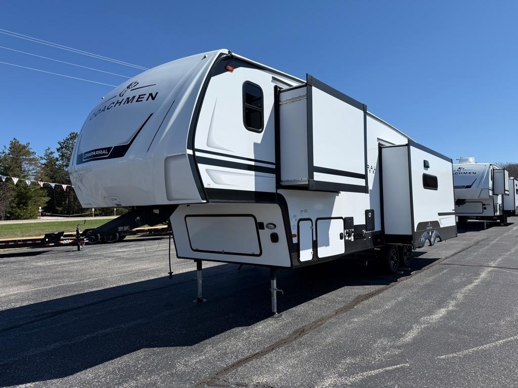 Coachmen Chaparral Lite  2026