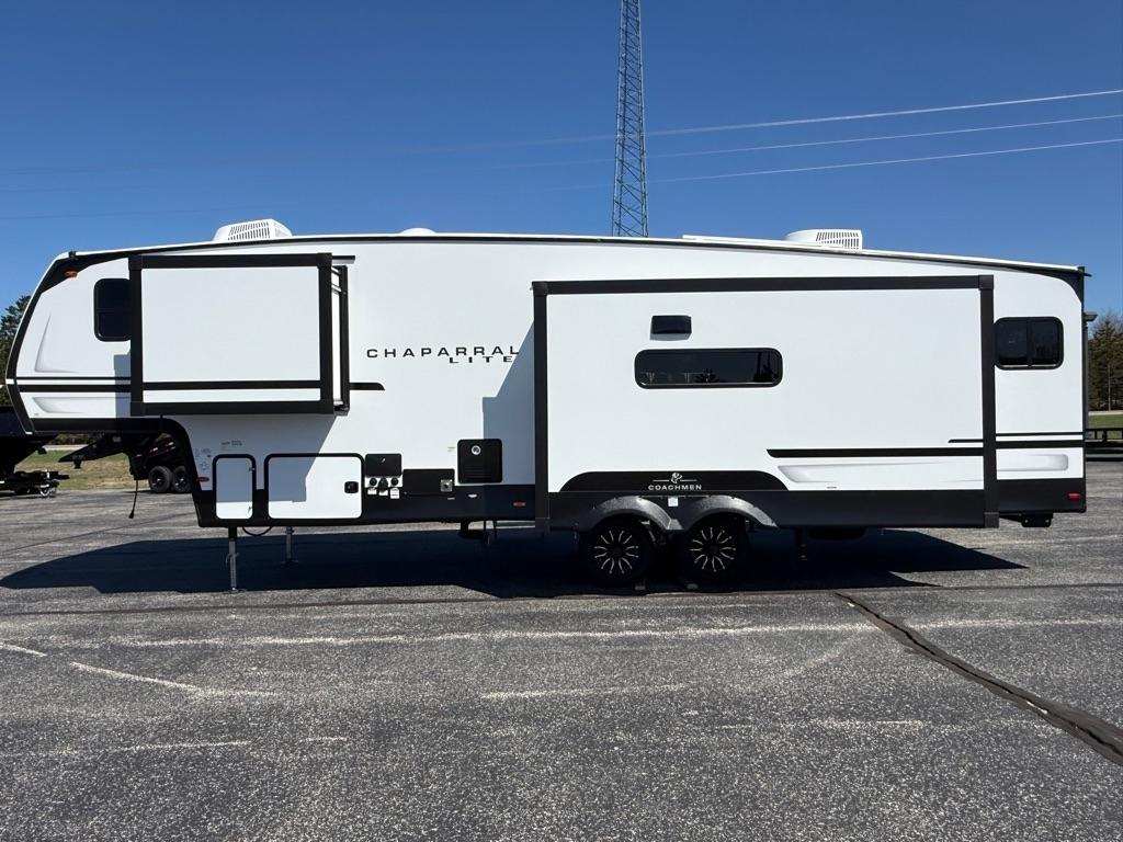 Coachmen Chaparral Lite  2026