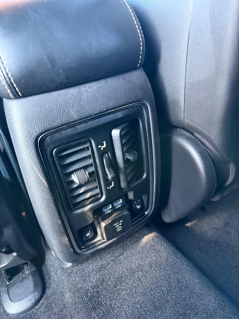 Jeep Grand Cherokee  2015