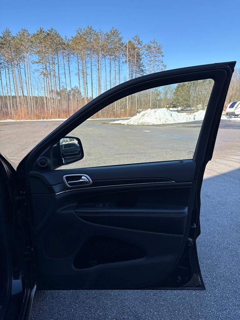 Jeep Grand Cherokee  2015