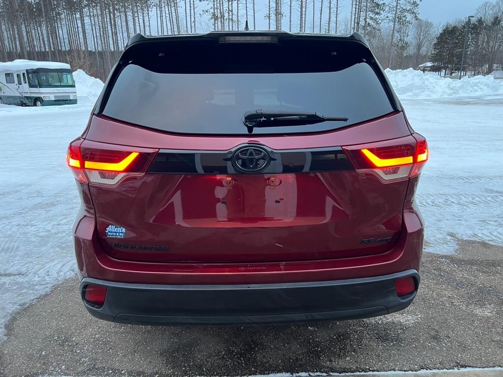 Toyota Highlander  2019
