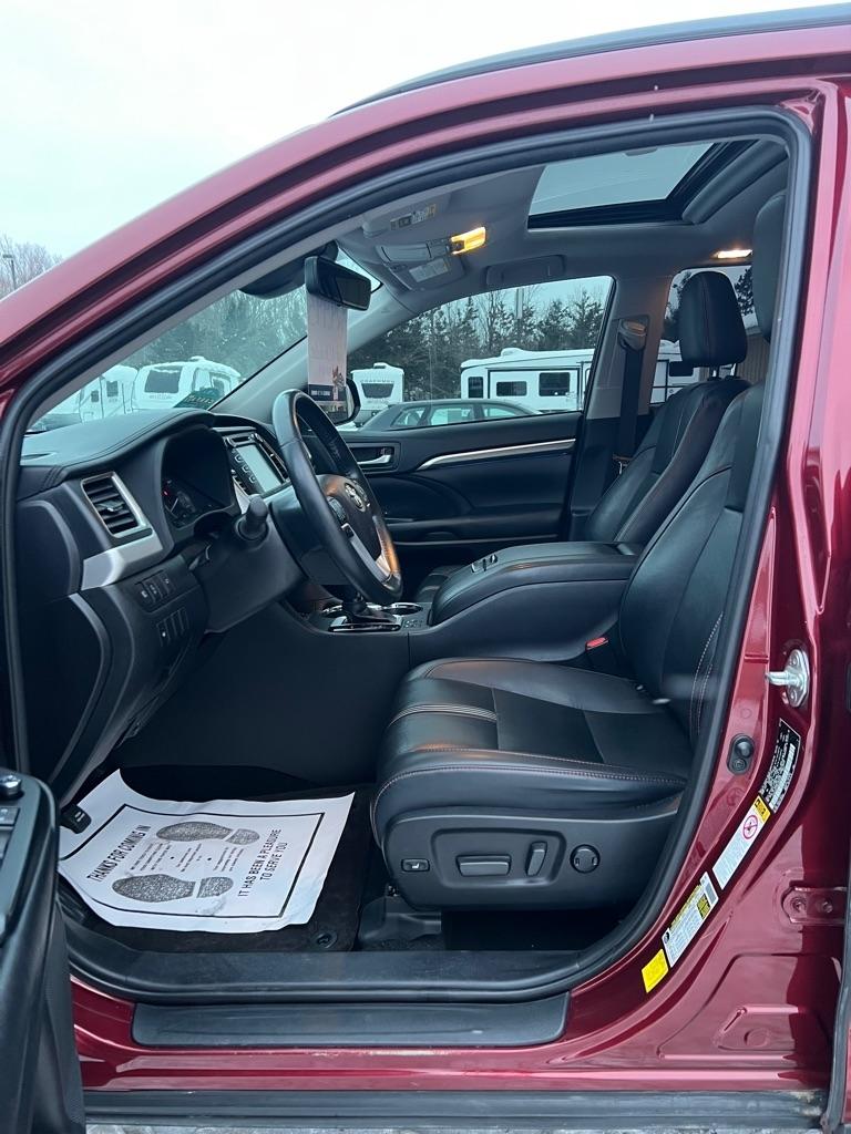 Toyota Highlander  2019