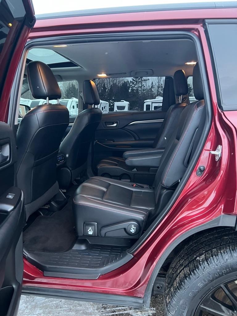 Toyota Highlander  2019