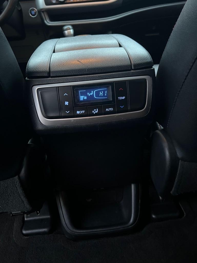 Toyota Highlander  2019