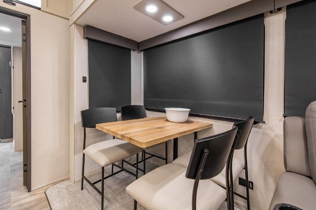 Coachmen Chaparral  2026