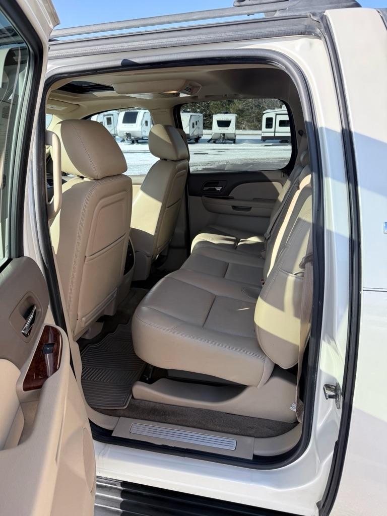 Chevrolet Avalanche  2011