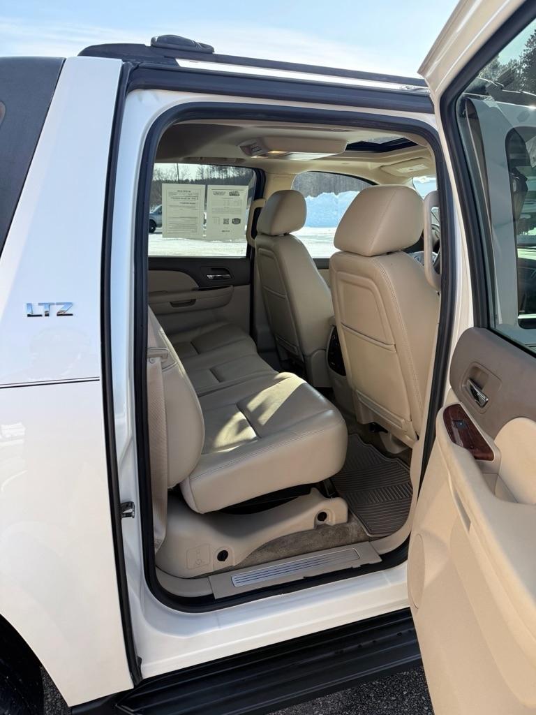 Chevrolet Avalanche  2011