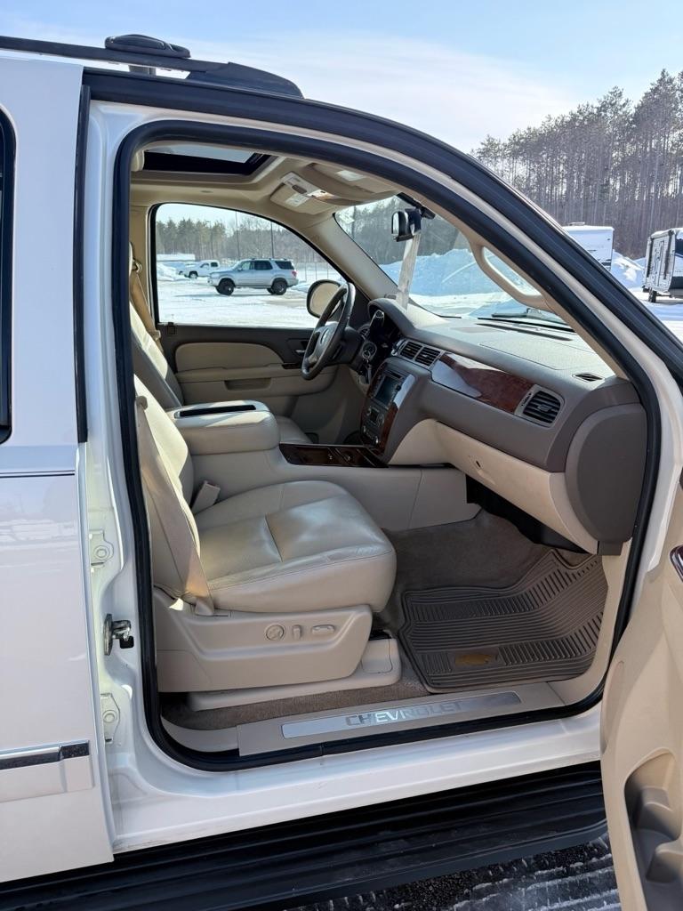 Chevrolet Avalanche  2011