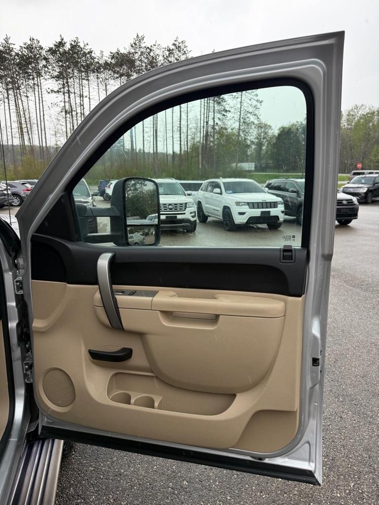 Chevrolet Silverado 3500HD  2011