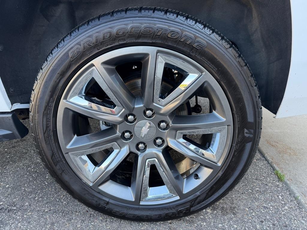 Chevrolet Suburban  2018