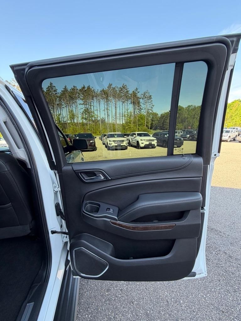 Chevrolet Suburban  2018