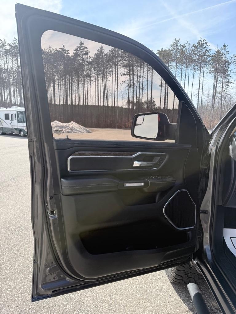 RAM 1500 Laramie 2019