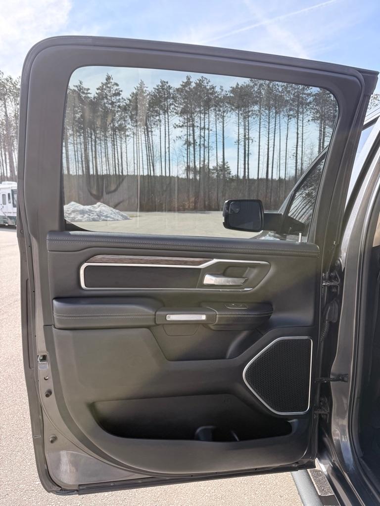 RAM 1500 Laramie 2019