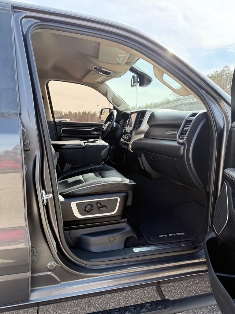 RAM 1500 Laramie 2019