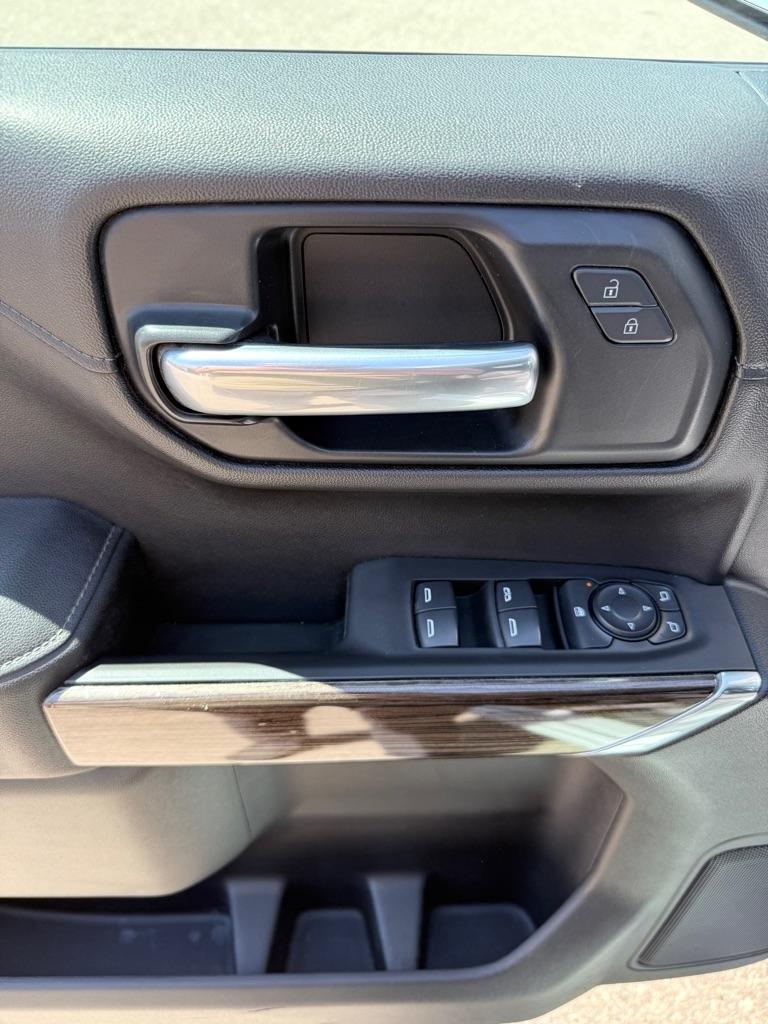 Chevrolet Silverado 1500  2021