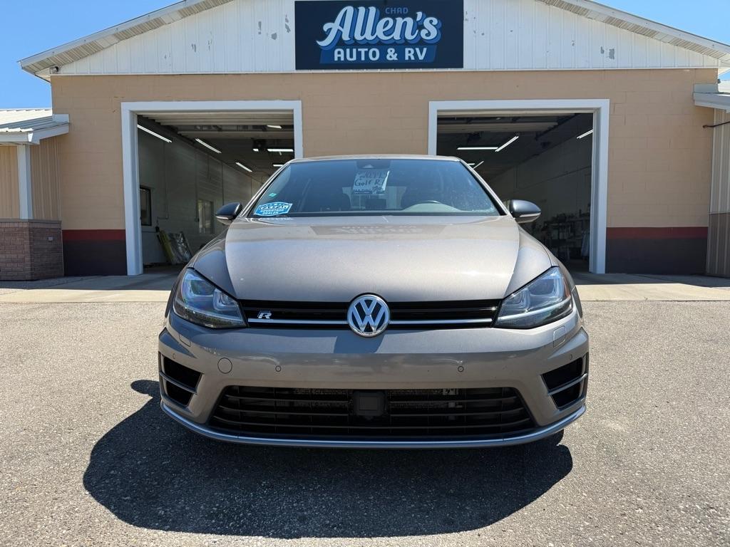 Volkswagen Golf R  2016
