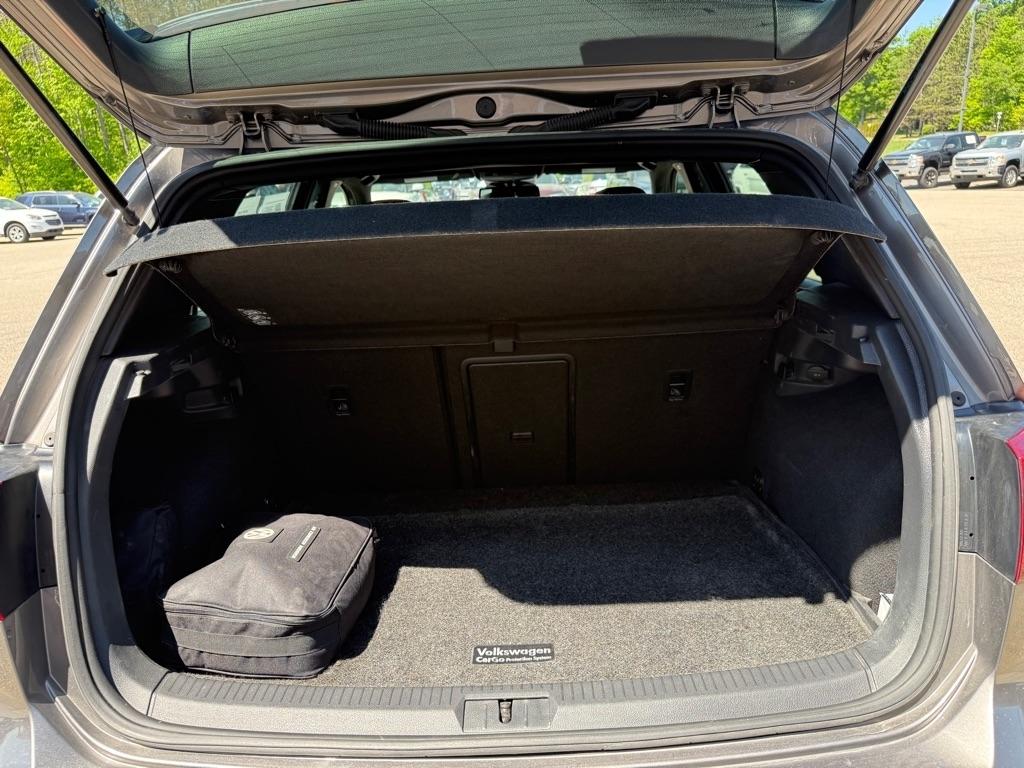 Volkswagen Golf R  2016