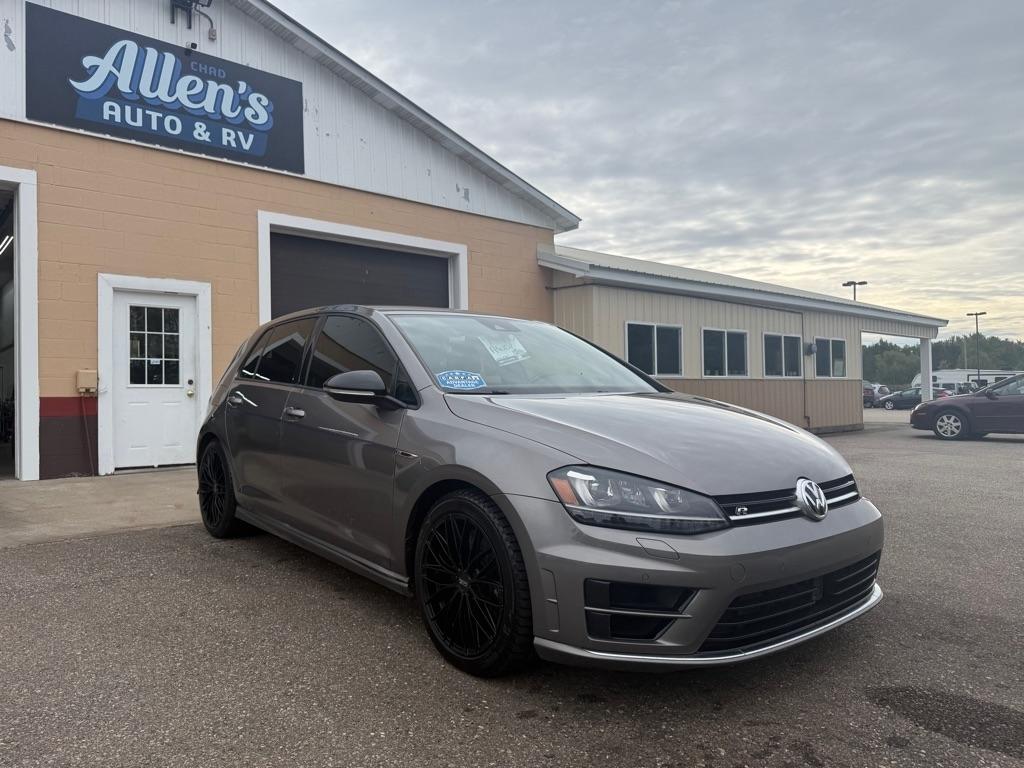 Volkswagen Golf R  2016