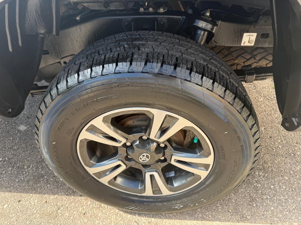 Toyota Tacoma  2018