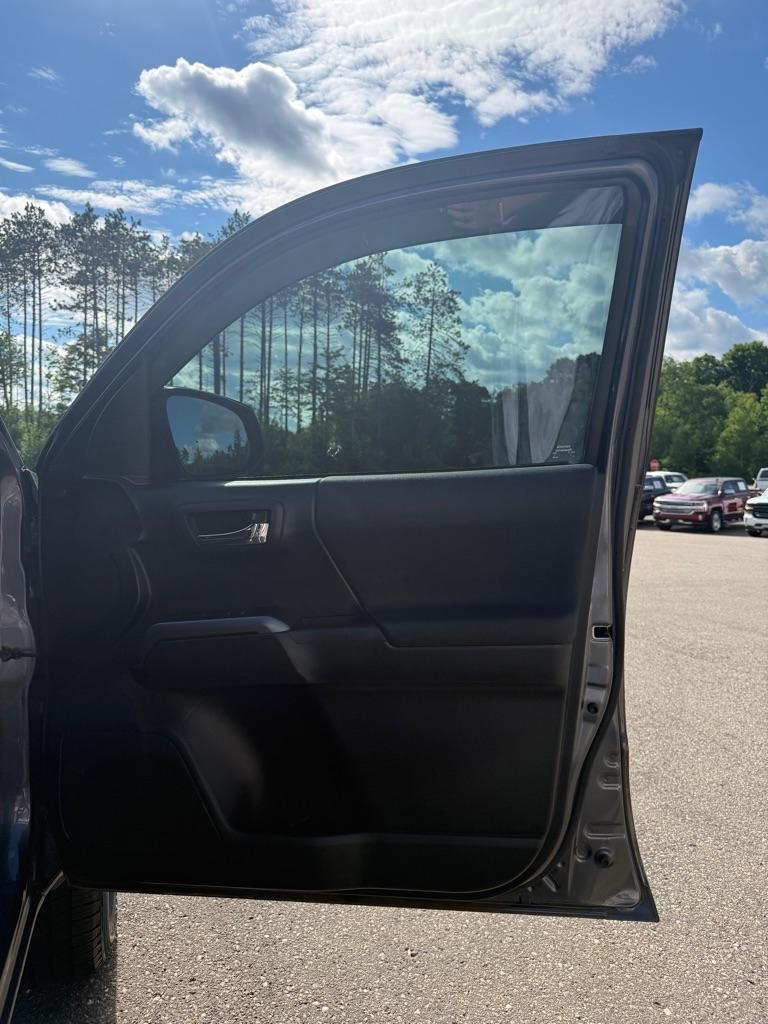 Toyota Tacoma  2018