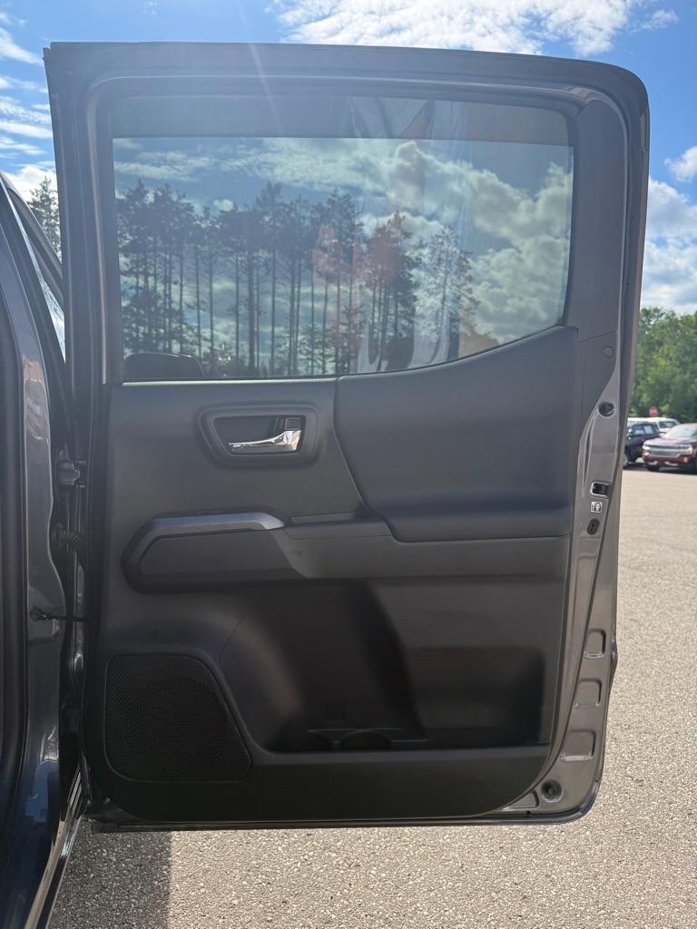 Toyota Tacoma  2018