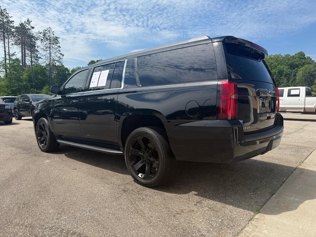 Chevrolet Suburban  2019