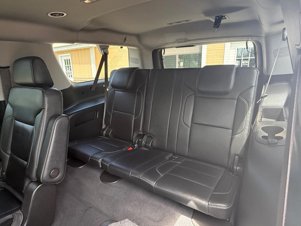 Chevrolet Suburban  2019