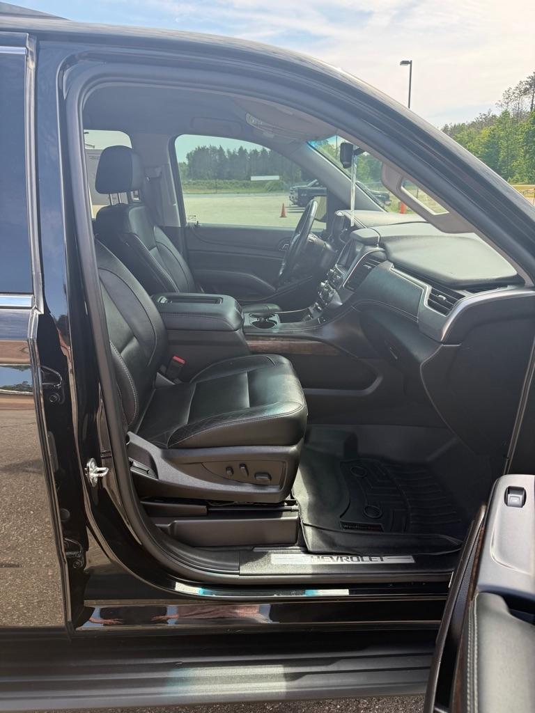 Chevrolet Suburban  2019
