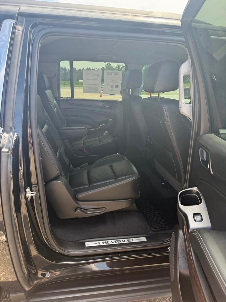 Chevrolet Suburban  2019