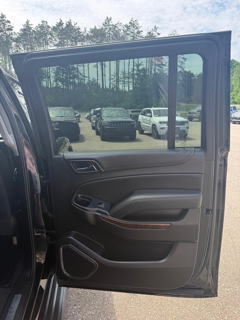 Chevrolet Suburban  2019