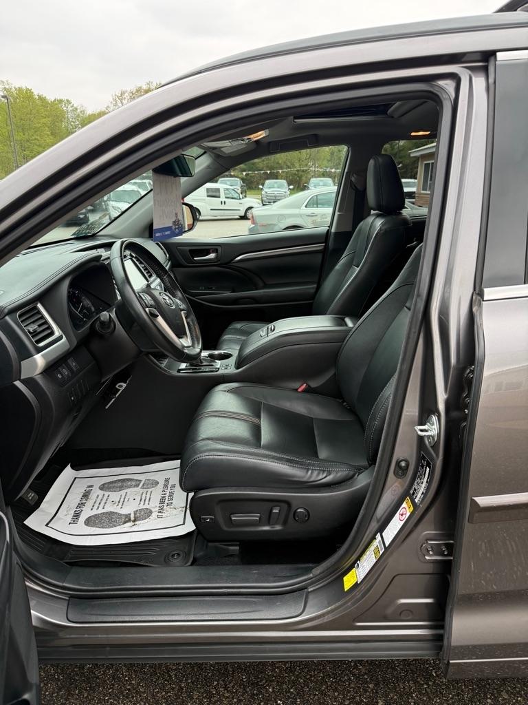 Toyota Highlander  2017