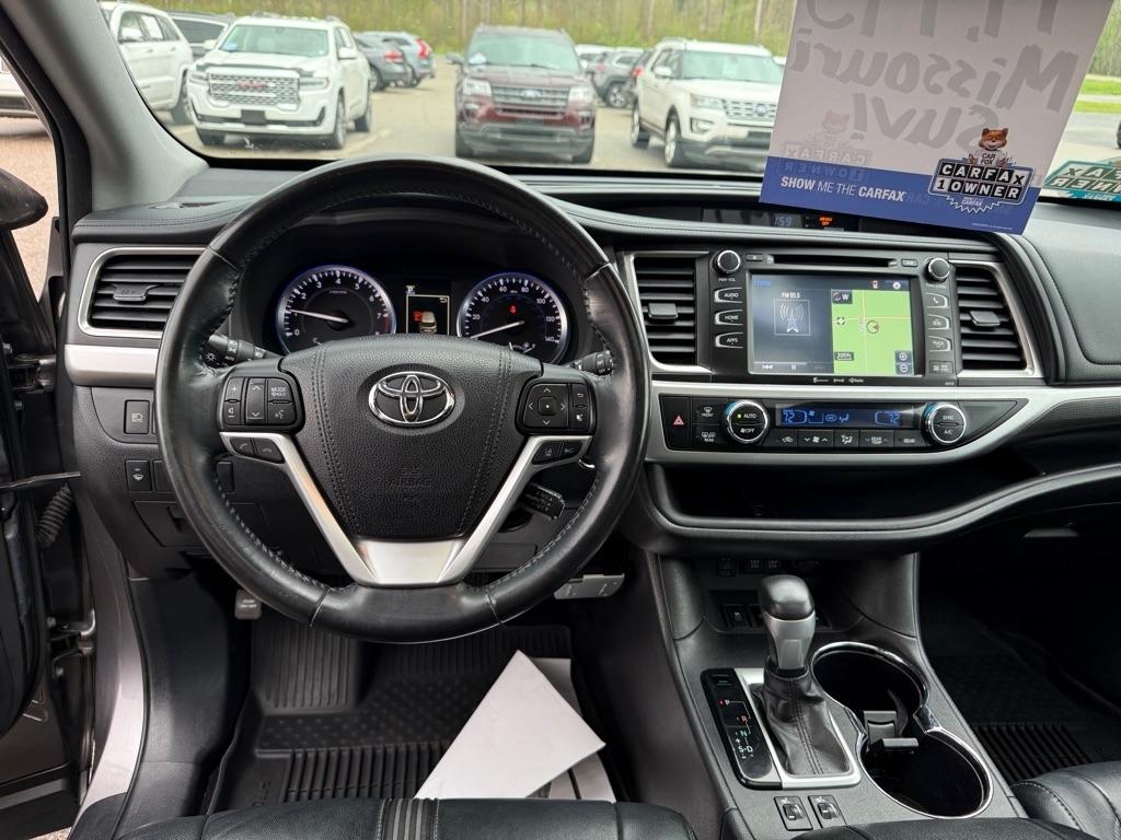 Toyota Highlander  2017