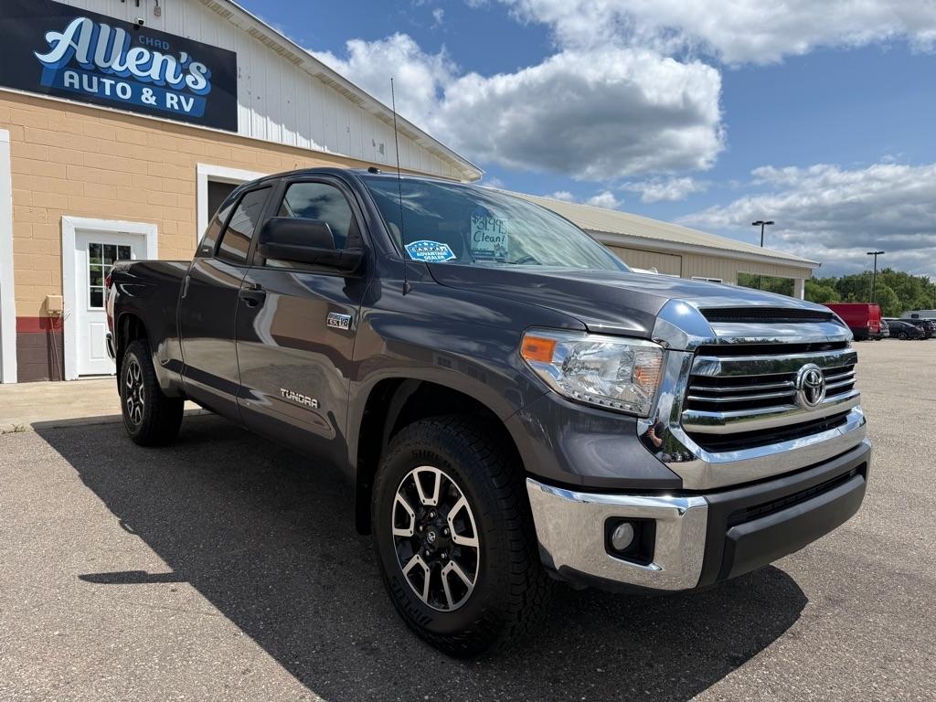 Toyota Tundra  2017