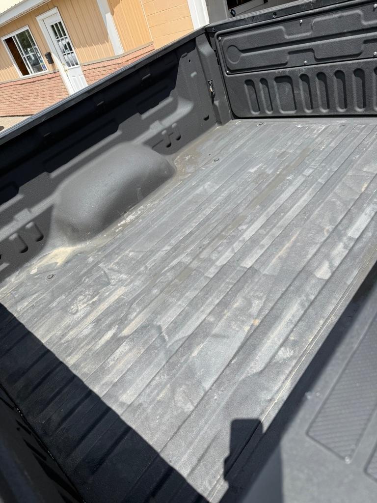 Toyota Tundra  2017