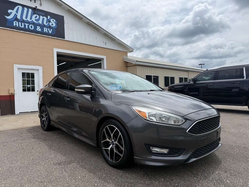 Ford Focus  2015