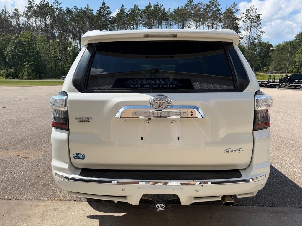 Toyota 4Runner  2016