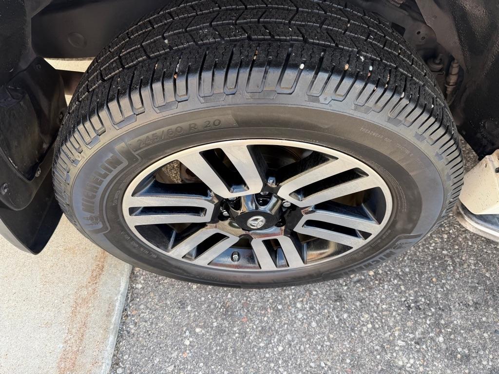 Toyota 4Runner  2016