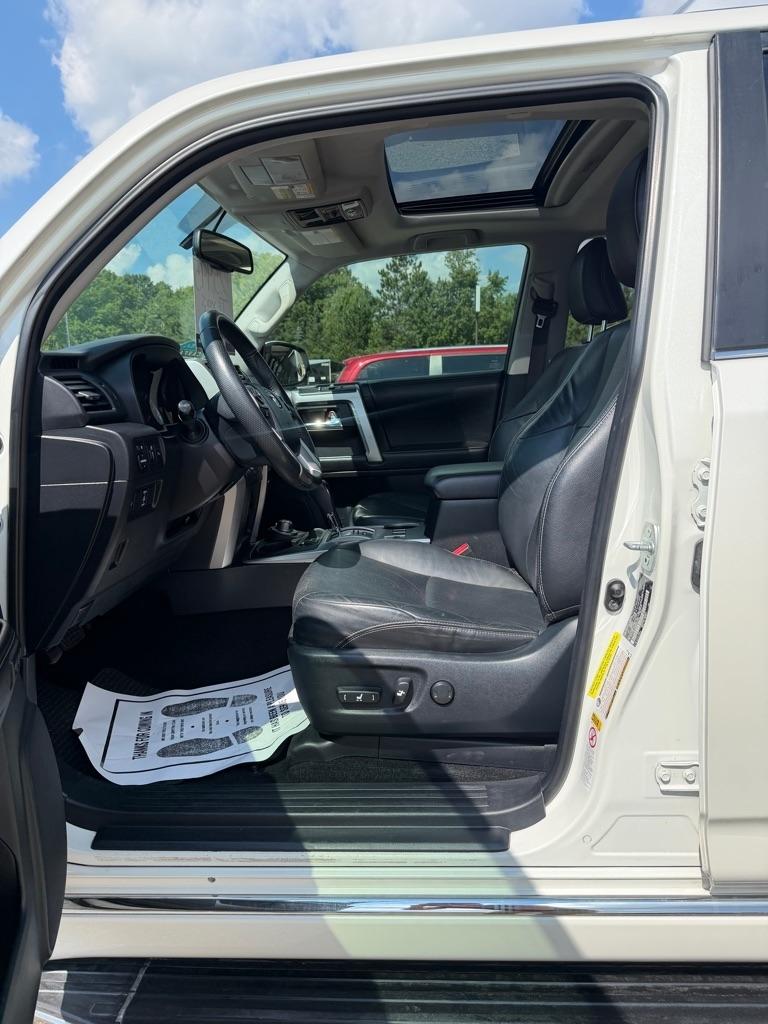 Toyota 4Runner  2016