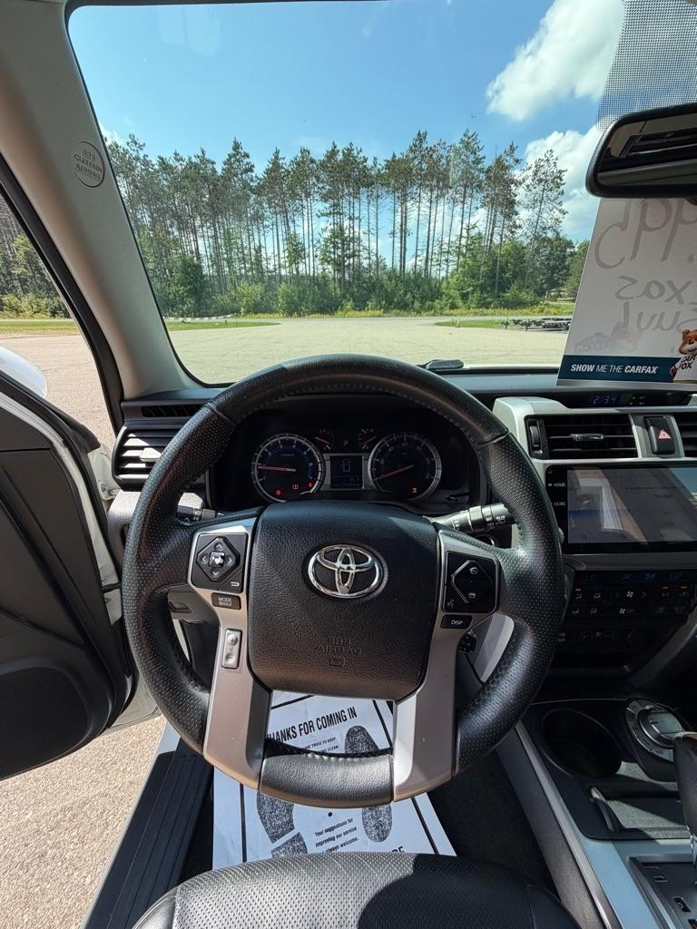 Toyota 4Runner  2016
