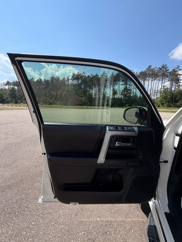 Toyota 4Runner  2016