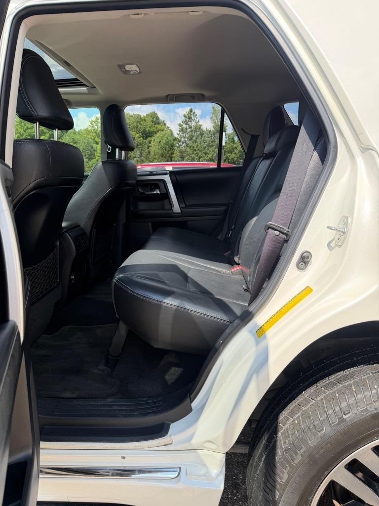 Toyota 4Runner  2016
