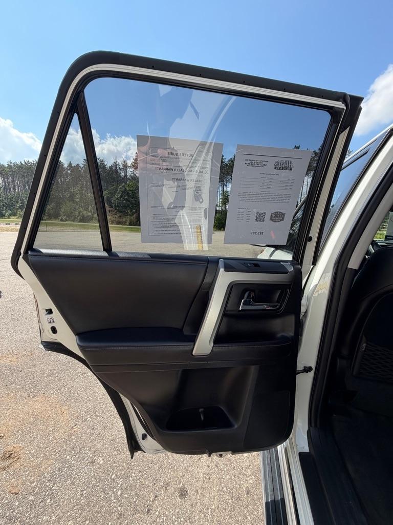 Toyota 4Runner  2016