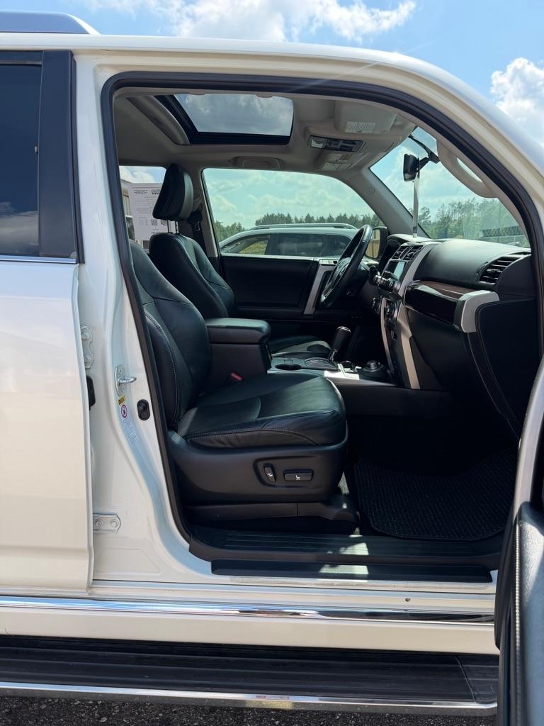 Toyota 4Runner  2016