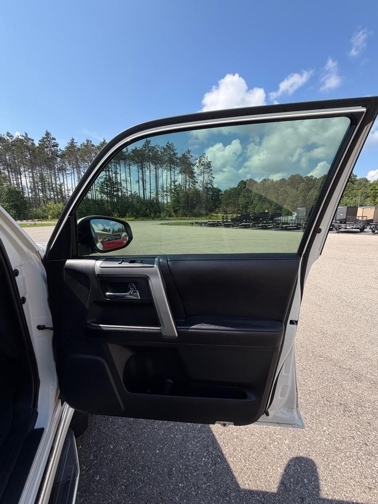 Toyota 4Runner  2016