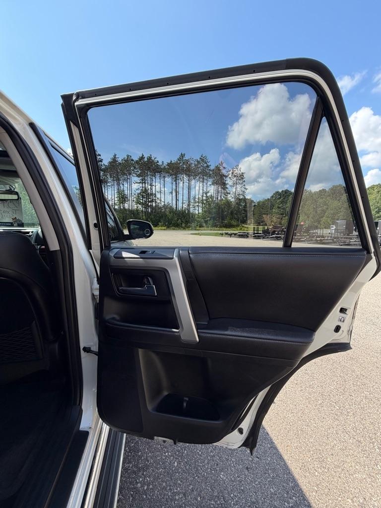 Toyota 4Runner  2016