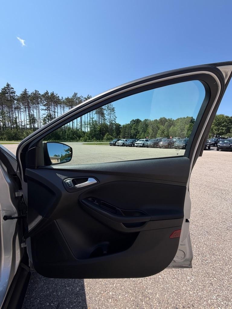 Ford Focus  2015