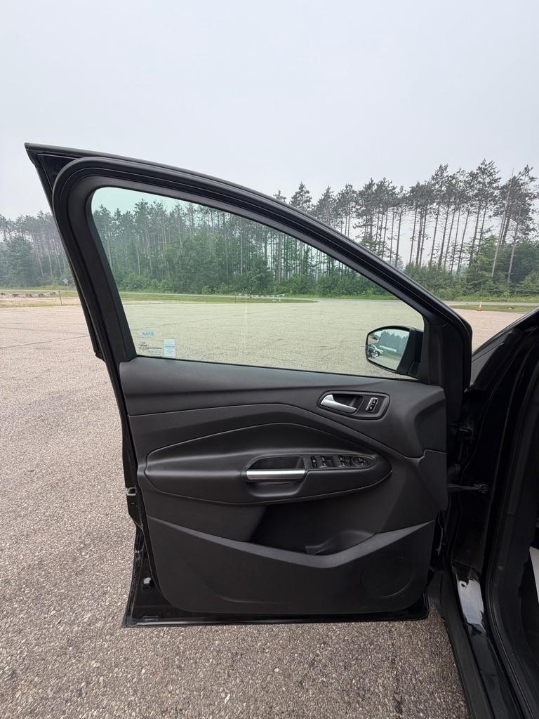 Ford Escape  2014