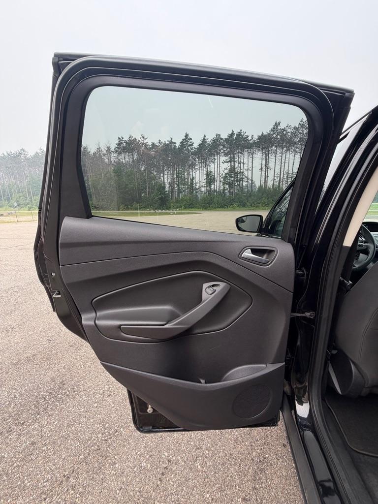 Ford Escape  2014