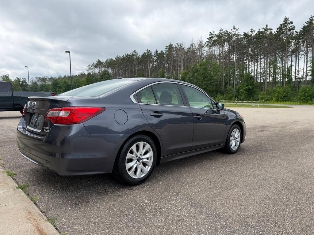 Subaru Legacy  2015